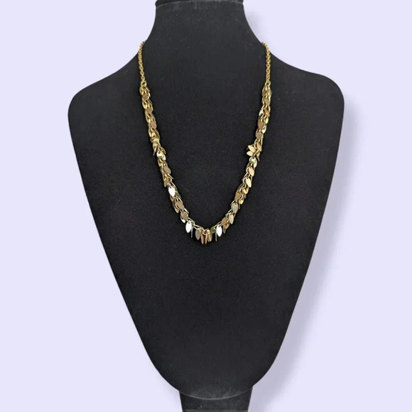(2/$20) Vintage Avon Shaggy Gold Tone Necklace - Picture 3 of 6